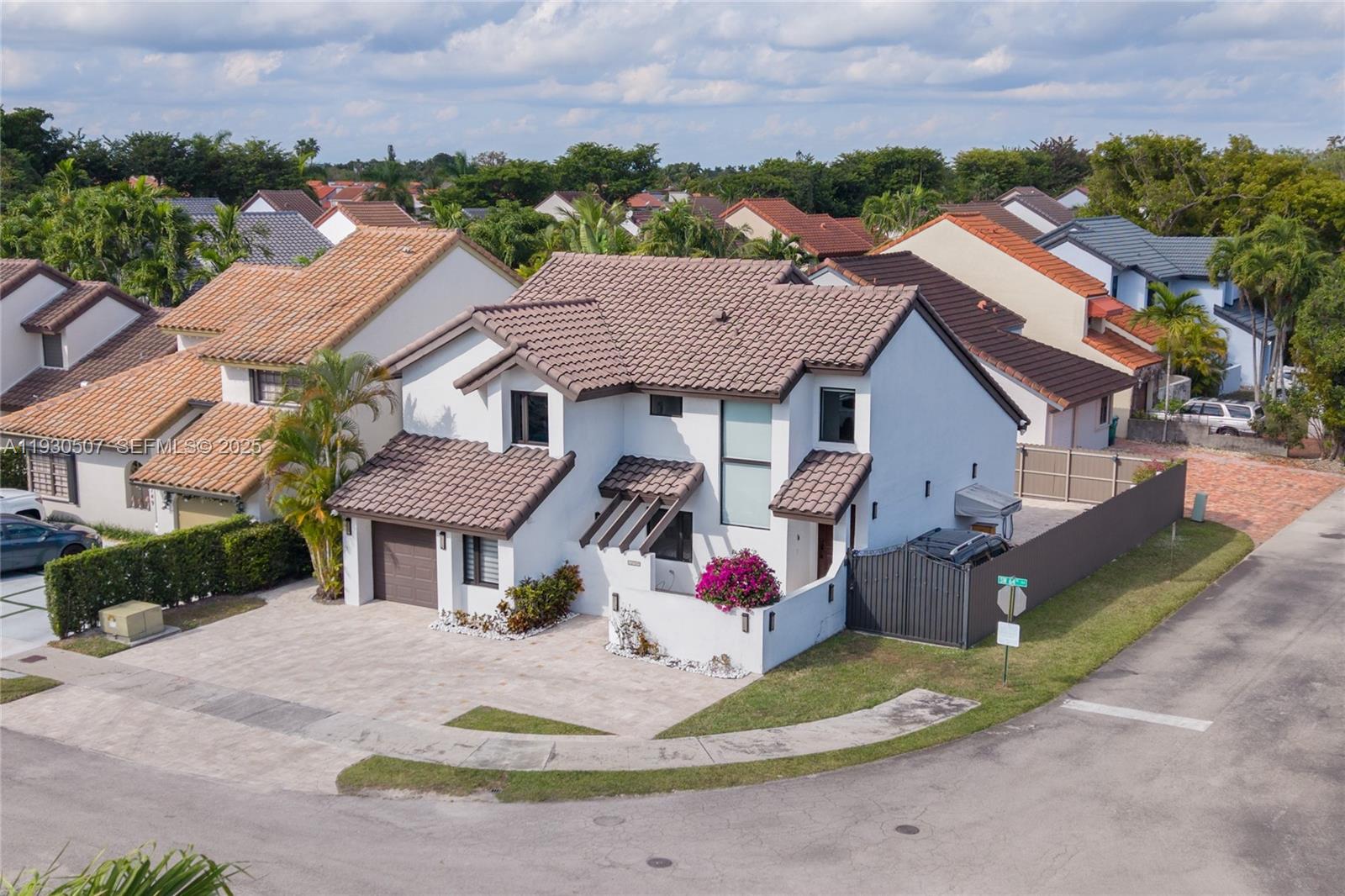 12745 Southwest 64th Terrace Miami, FL 33183 - Photo 28 of 31