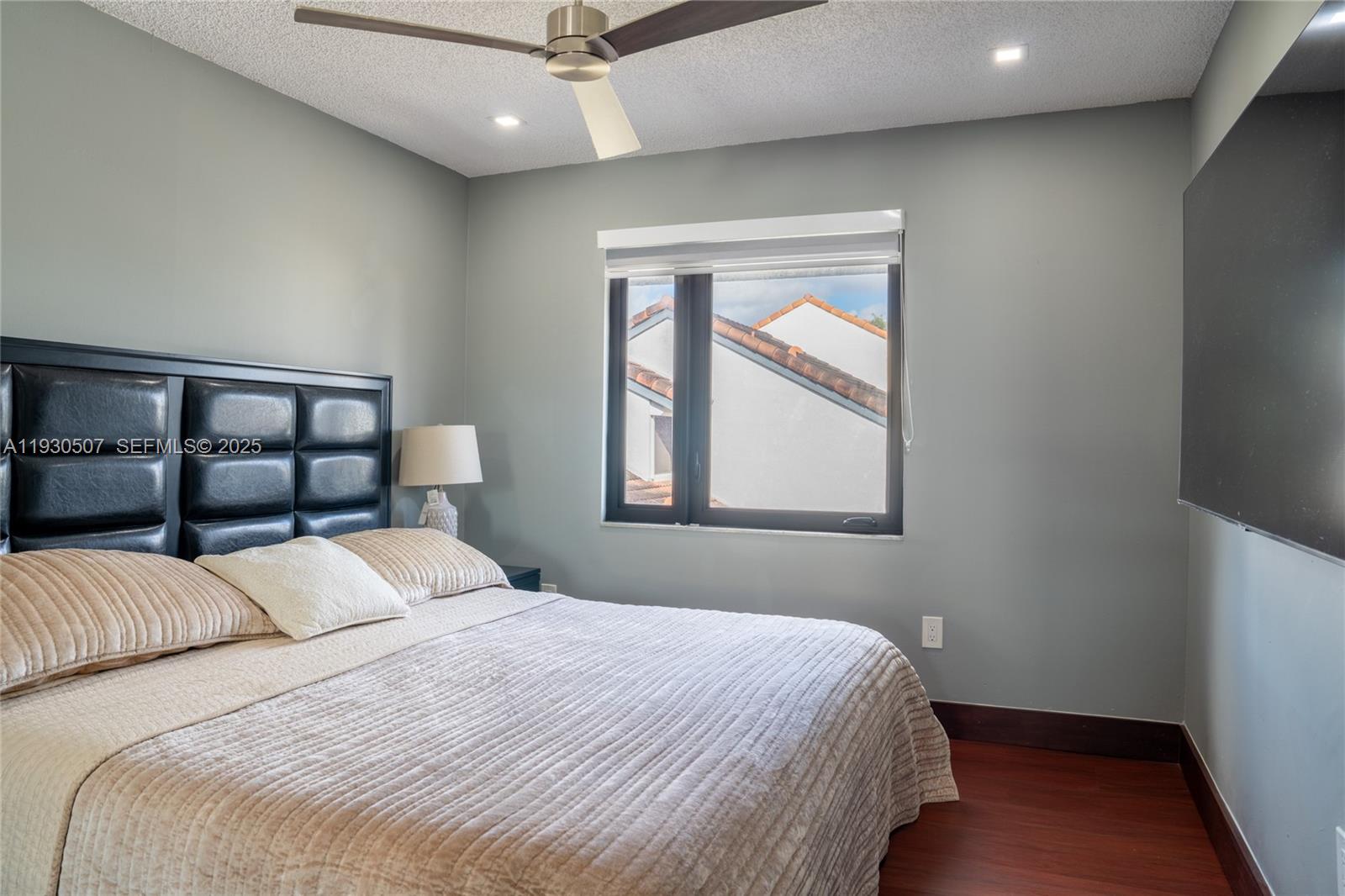 12745 Southwest 64th Terrace Miami, FL 33183 - Photo 5 of 31