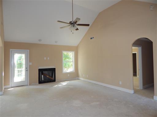 2 Lafayette Road Clarksville, TN 37042 - Photo 3 of 10 Gallery Image 3