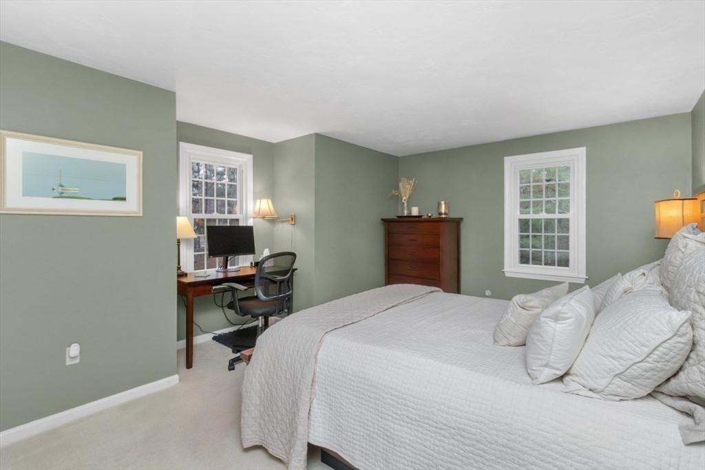 24 Robin Road Norfolk, MA 02056 - Photo 33 of 42 Gallery Image 33