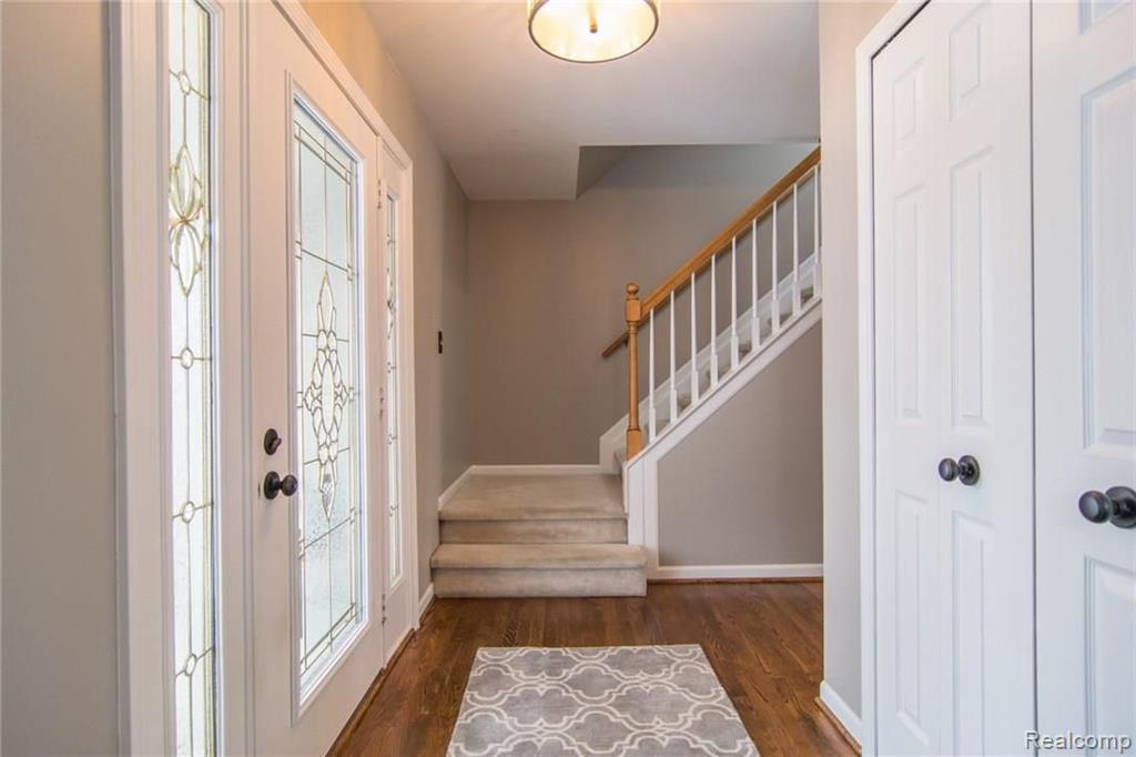 3149 Courtfield Drive Rochester Hills, MI 48309 - Photo 3 of 58