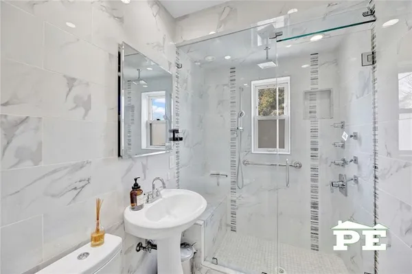 $899,800 | 1736 East 33rd Street | Marine Park