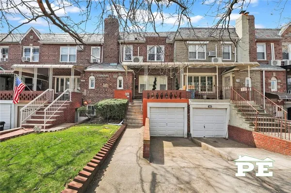 $899,800 | 1736 East 33rd Street | Marine Park
