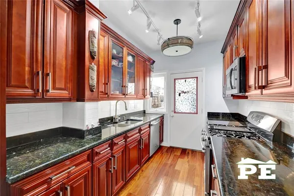 $899,800 | 1736 East 33rd Street | Marine Park