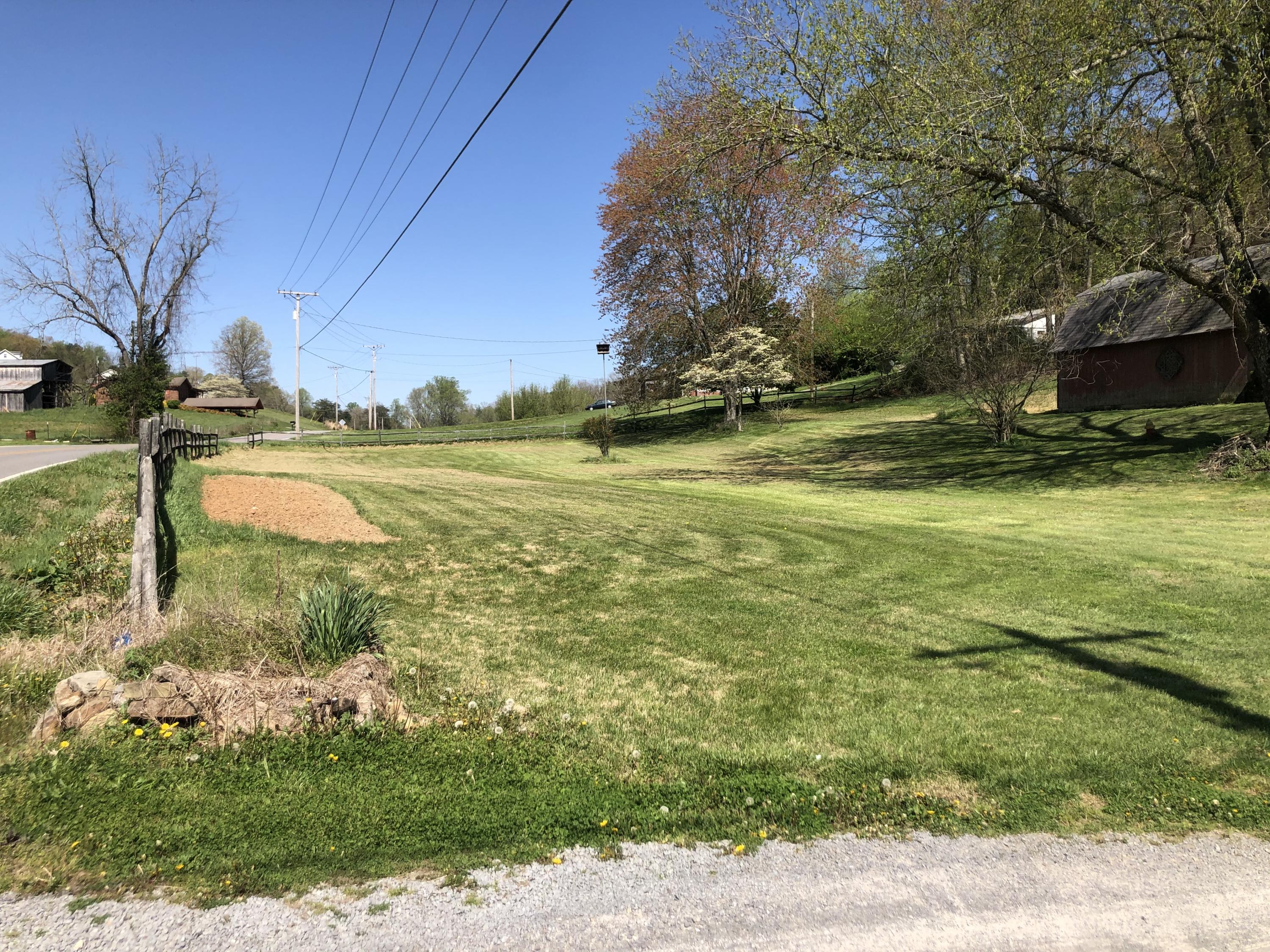 5201 Hickory Valley Road Heiskell, TN 37754 - Photo 17 of 32 Front Yard