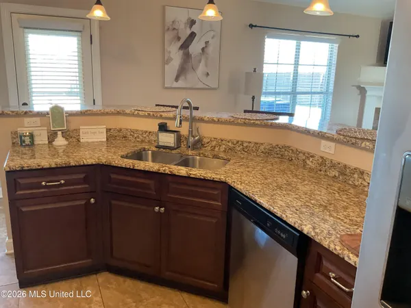 $255,000 | 4749 Cantata Drive, Walls, MS 38680