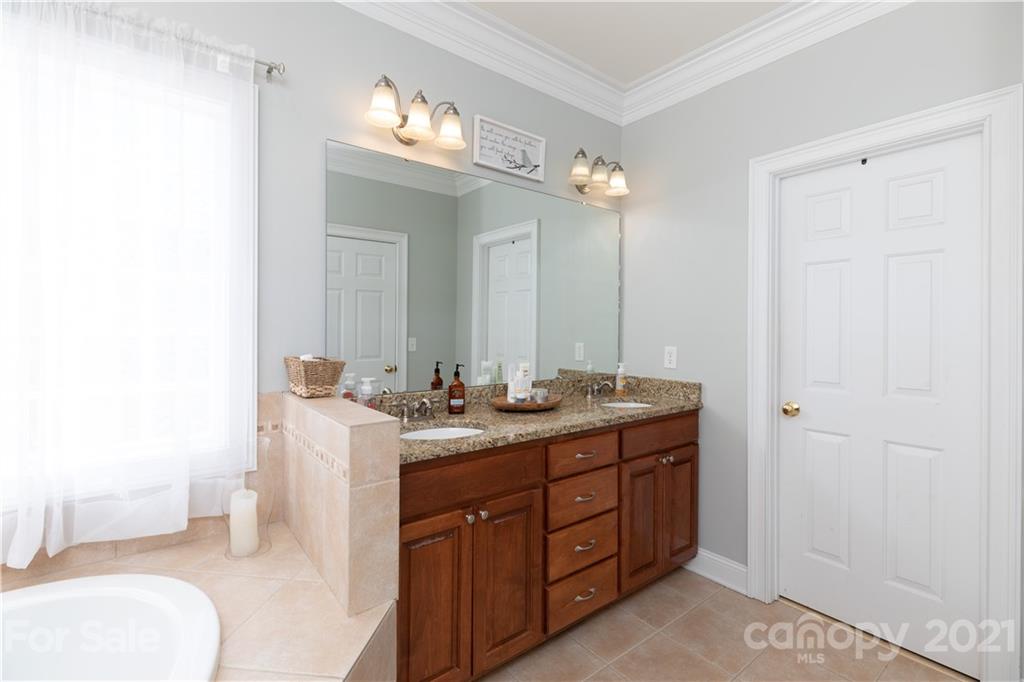 249 Wesley Amaker Road York, SC 29745 - Photo 13 of 40 Gallery Image 13
