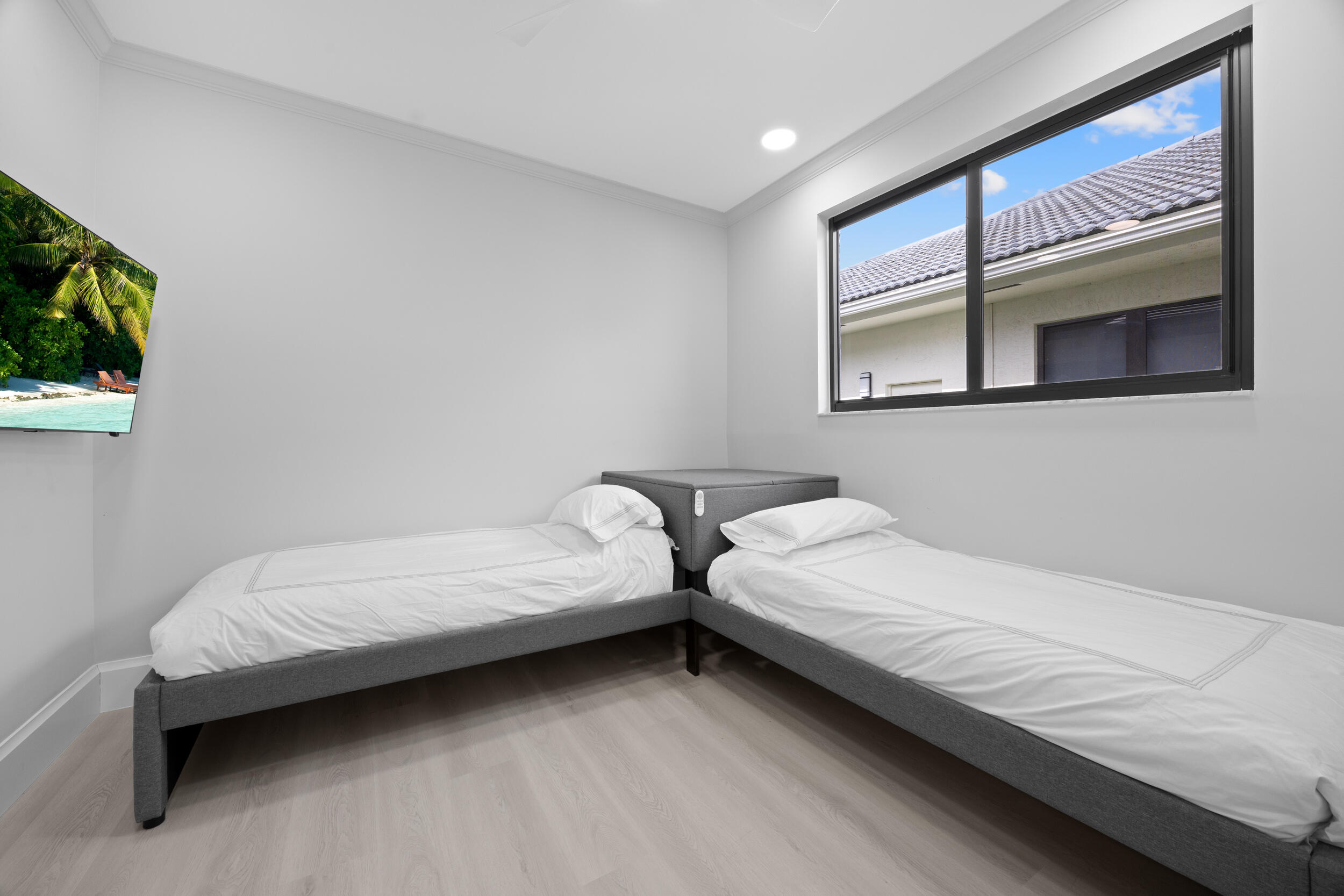 10253 Shireoaks Lane Boca Raton, FL 33498 - Photo 39 of 77 SLHG