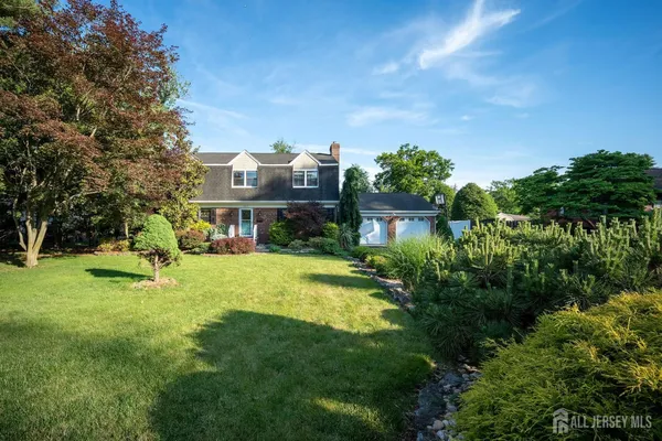 $799,000 | 207 Grant Avenue, Middlesex, NJ 08846
