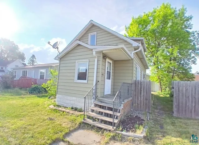 $77,000 | 112 West 3rd Avenue North, Aurora, MN 55705