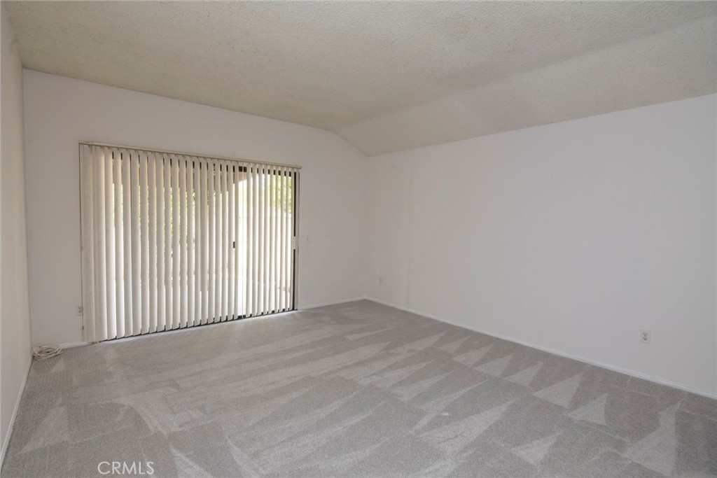 2944 Hyde Park Circle Riverside, CA 92506 - Photo 14 of 46