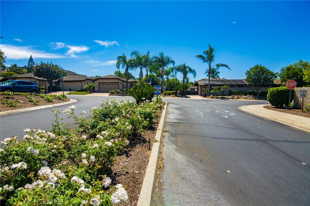 2944 Hyde Park Circle Riverside, CA 92506 - Photo 39 of 46