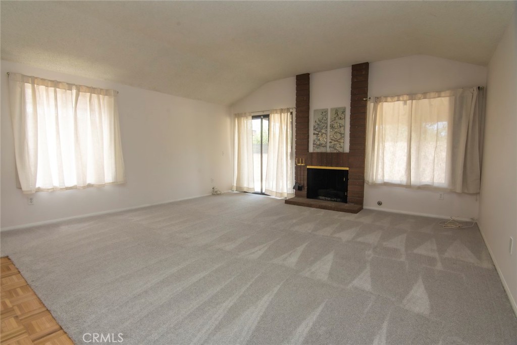 2944 Hyde Park Circle Riverside, CA 92506 - Photo 4 of 46