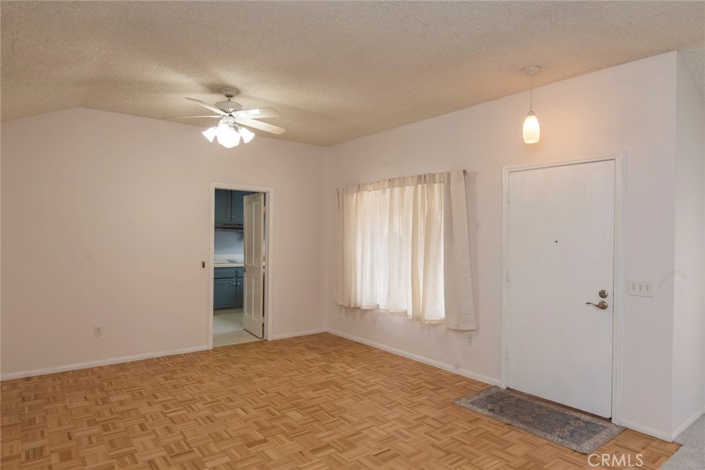 2944 Hyde Park Circle Riverside, CA 92506 - Photo 8 of 46