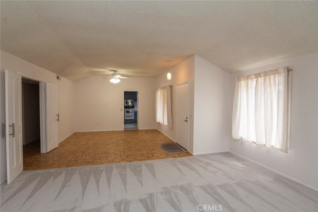 2944 Hyde Park Circle Riverside, CA 92506 - Photo 9 of 46