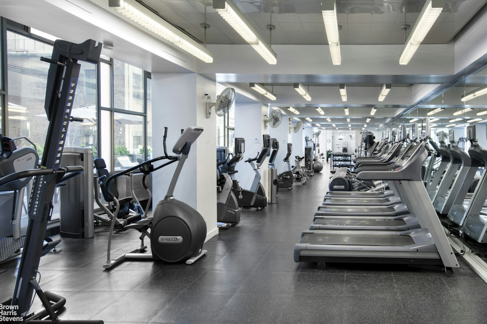 2373 Broadway, Unit 935 Manhattan, NY 10024 - Photo 12 of 17 a view of a room with gym equipment