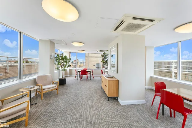 $885,000 | 2373 Broadway, Unit 935 | Upper West Side