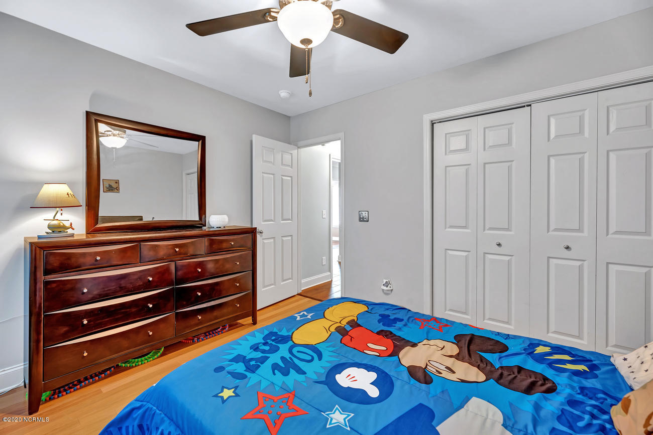 1049 Washington Acres Road Hampstead, NC 28443 - Photo 20 of 40 Bedroom 1