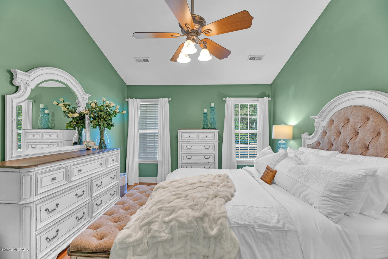 1049 Washington Acres Road Hampstead, NC 28443 - Photo 23 of 40 Master Bedroom