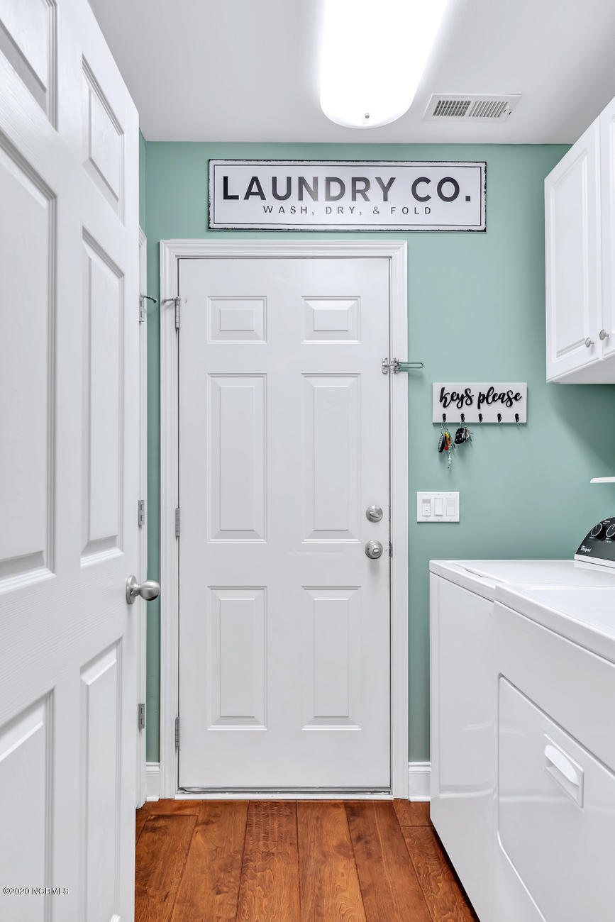 1049 Washington Acres Road Hampstead, NC 28443 - Photo 31 of 40 Laundry Room