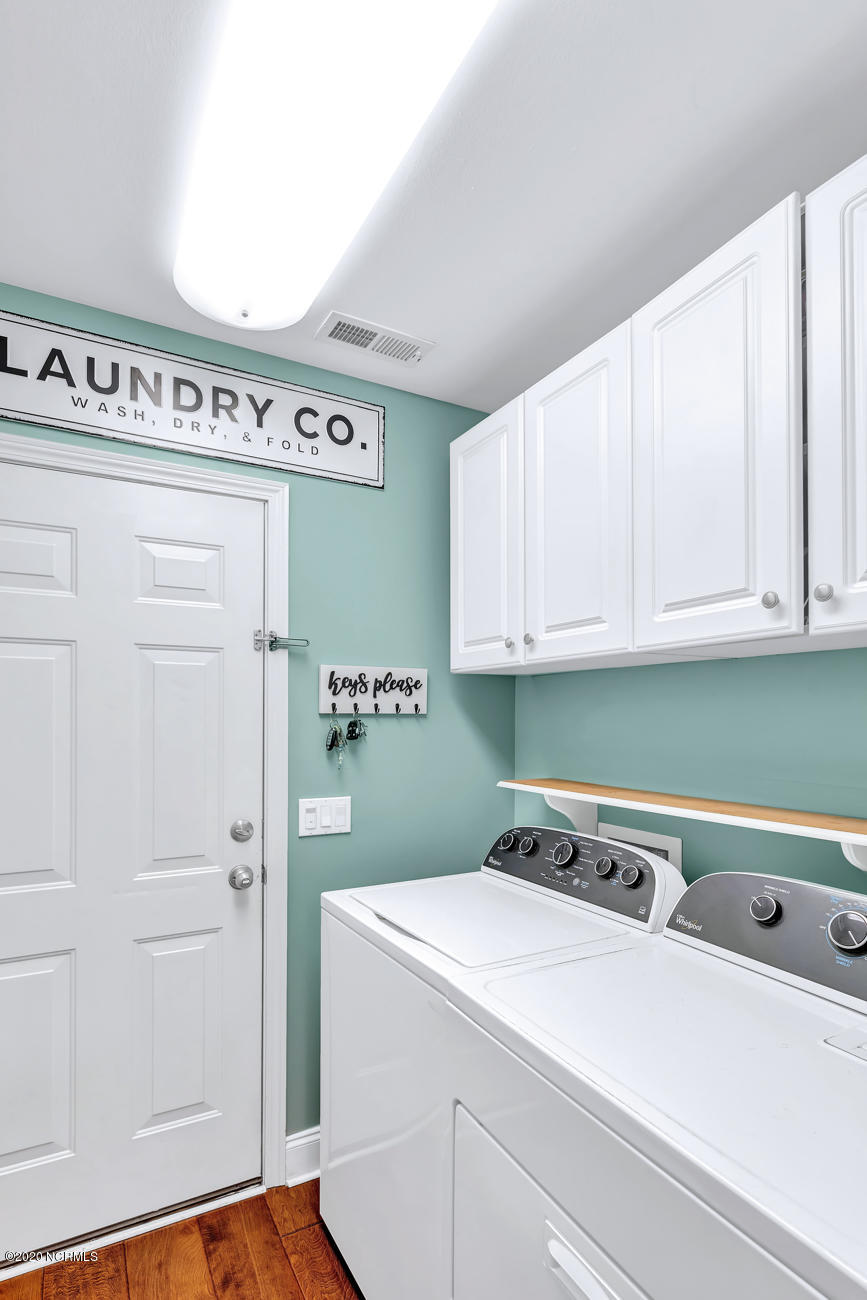 1049 Washington Acres Road Hampstead, NC 28443 - Photo 32 of 40 Laundry Room