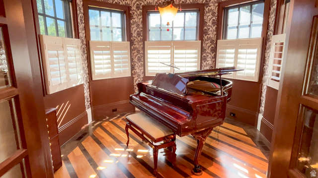 426 West Center Street Parowan, UT 84761 - Photo 34 of 107 Bay window area featuring plantation shutters and a patterned wall covering