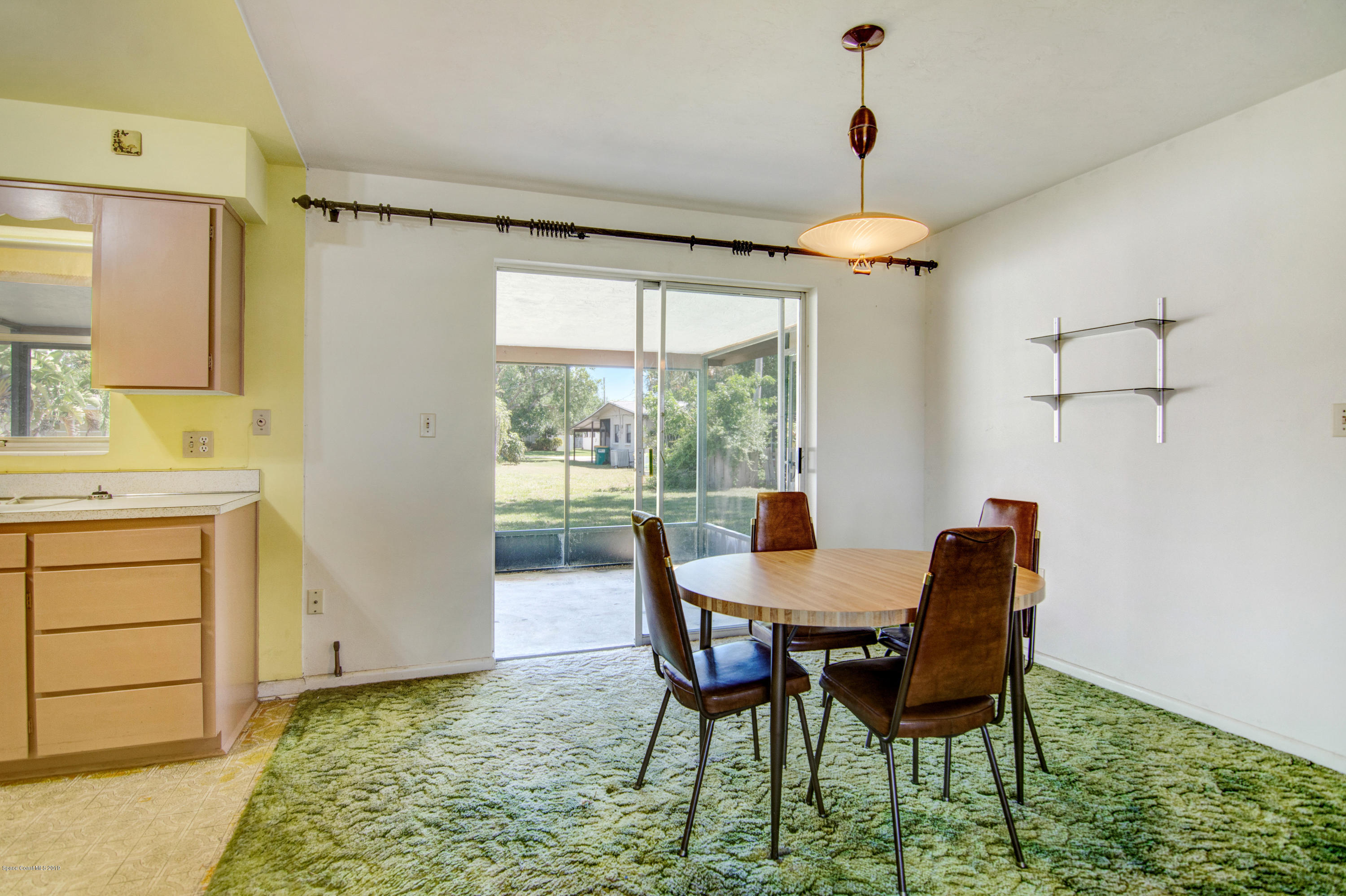 757 Nassau Road Cocoa Beach, FL 32931 - Photo 4 of 11 Dining Room