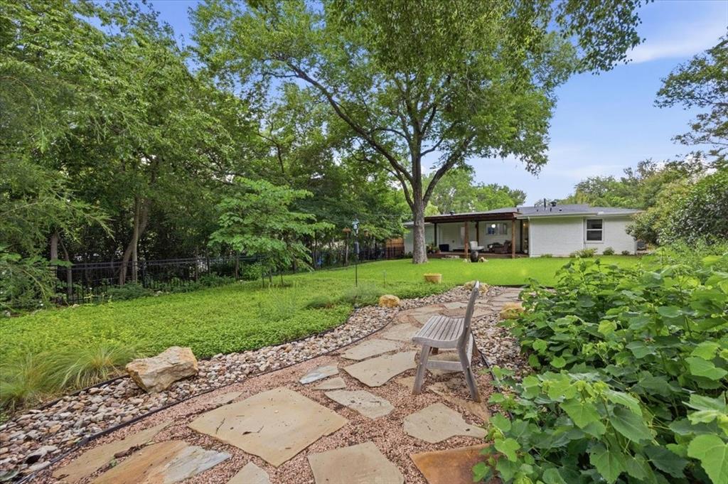 6117 Ridgeway Street Fort Worth, TX 76116 - Photo 36 of 40 Gallery Image 36