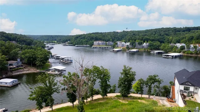 $735,000 | 54 Barolo Lane, Camdenton, MO 65020