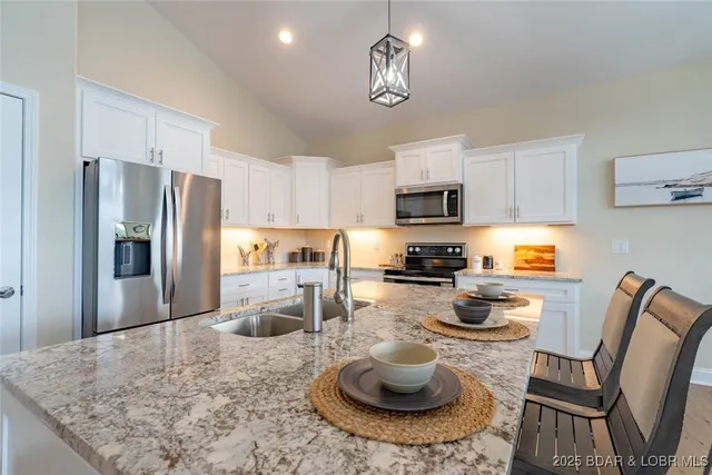 $699,000 | 54 Barolo Lane, Camdenton, MO 65020