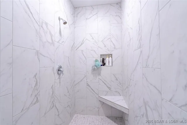 $735,000 | 54 Barolo Lane, Camdenton, MO 65020