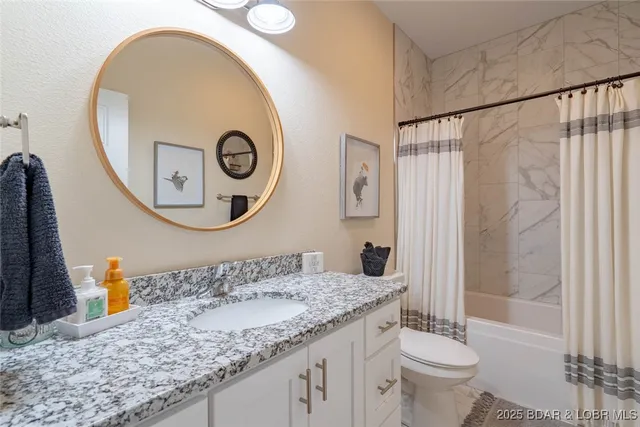 $735,000 | 54 Barolo Lane, Camdenton, MO 65020