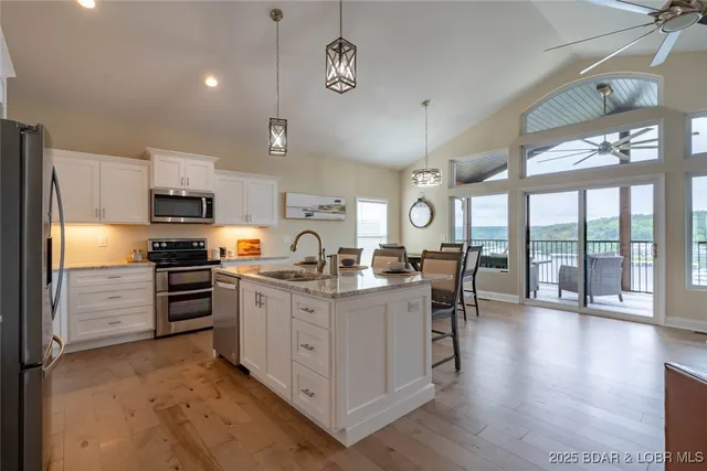 $735,000 | 54 Barolo Lane, Camdenton, MO 65020