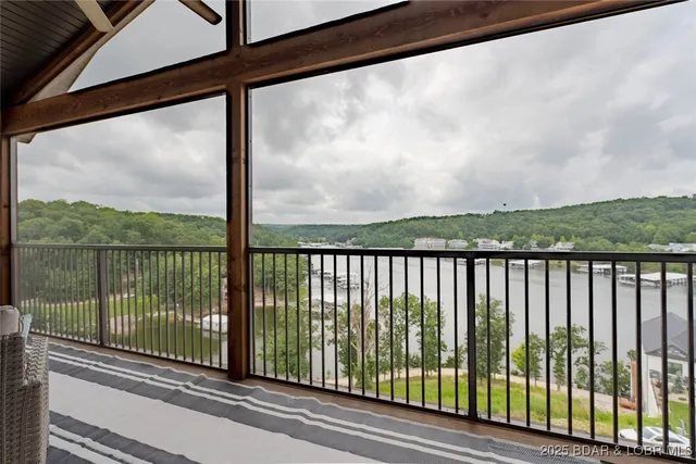 $735,000 | 54 Barolo Lane, Camdenton, MO 65020