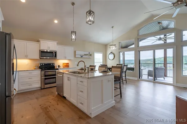 $699,000 | 54 Barolo Lane, Camdenton, MO 65020