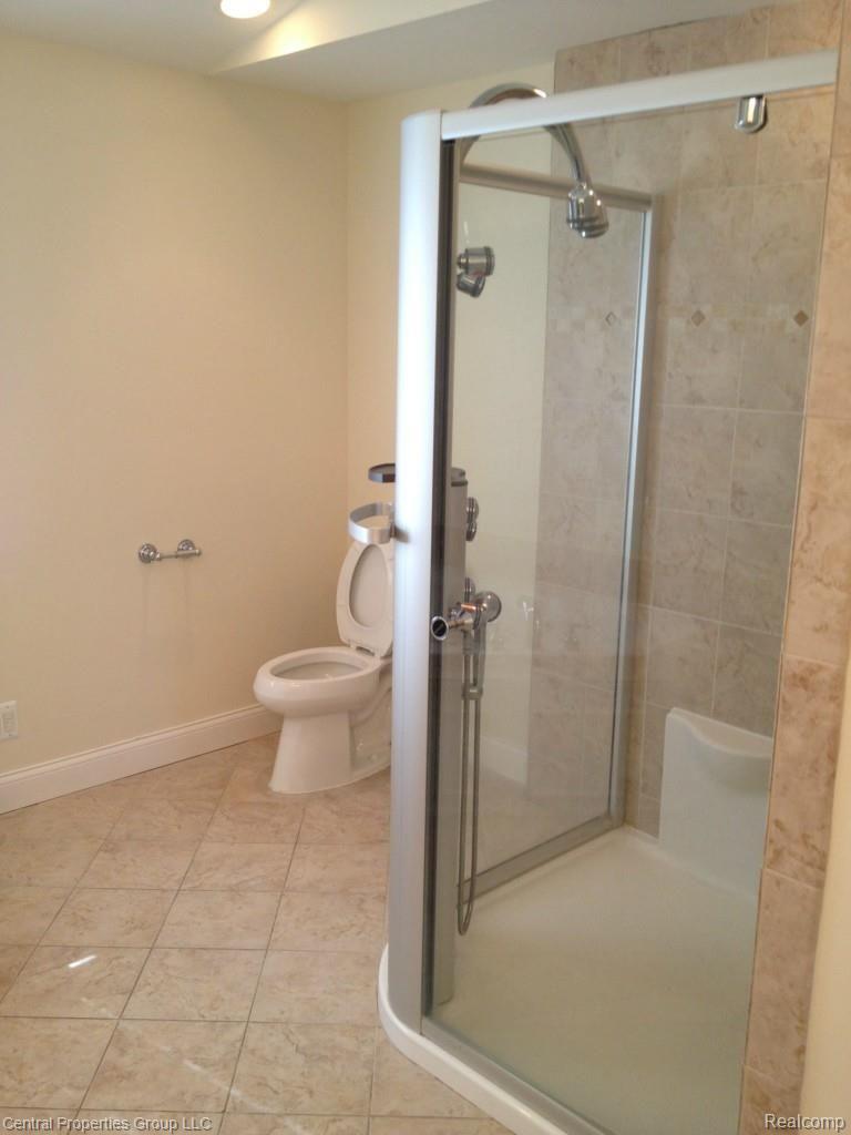 1474 Villa Road Birmingham, MI 48009 - Photo 19 of 31 2014-05-20 16.54