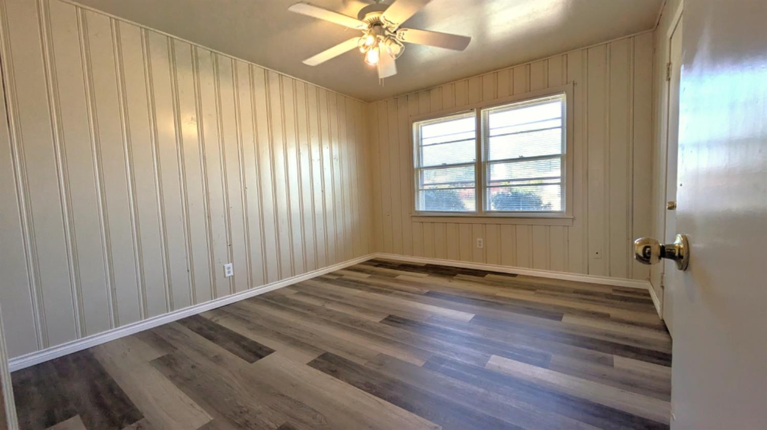 4301 31st Street Lubbock, TX 79410 - Photo 11 of 14 Photo 11