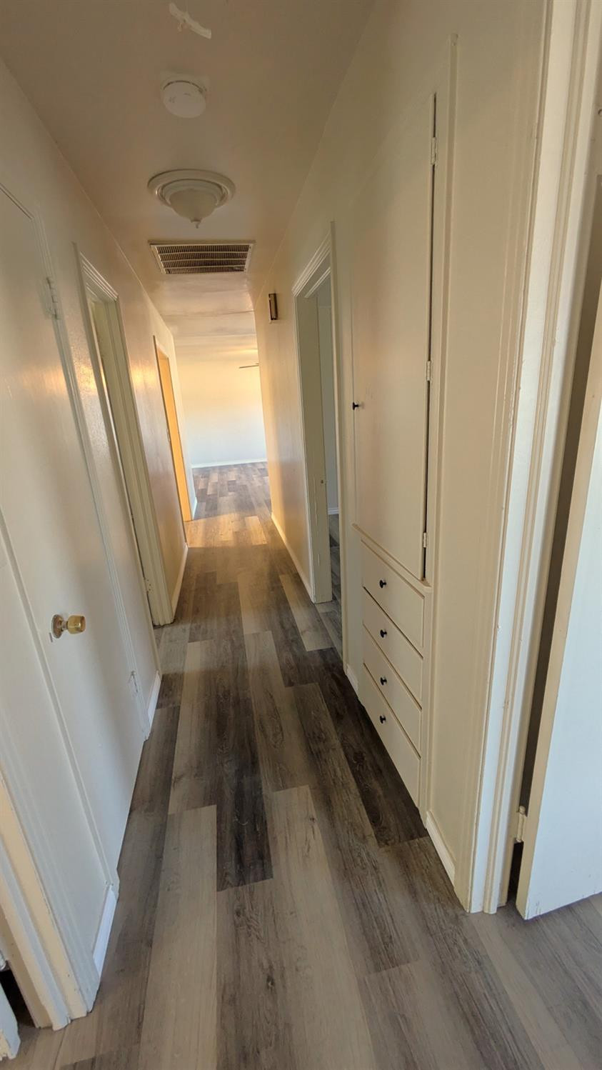 4301 31st Street Lubbock, TX 79410 - Photo 7 of 14 Photo 7