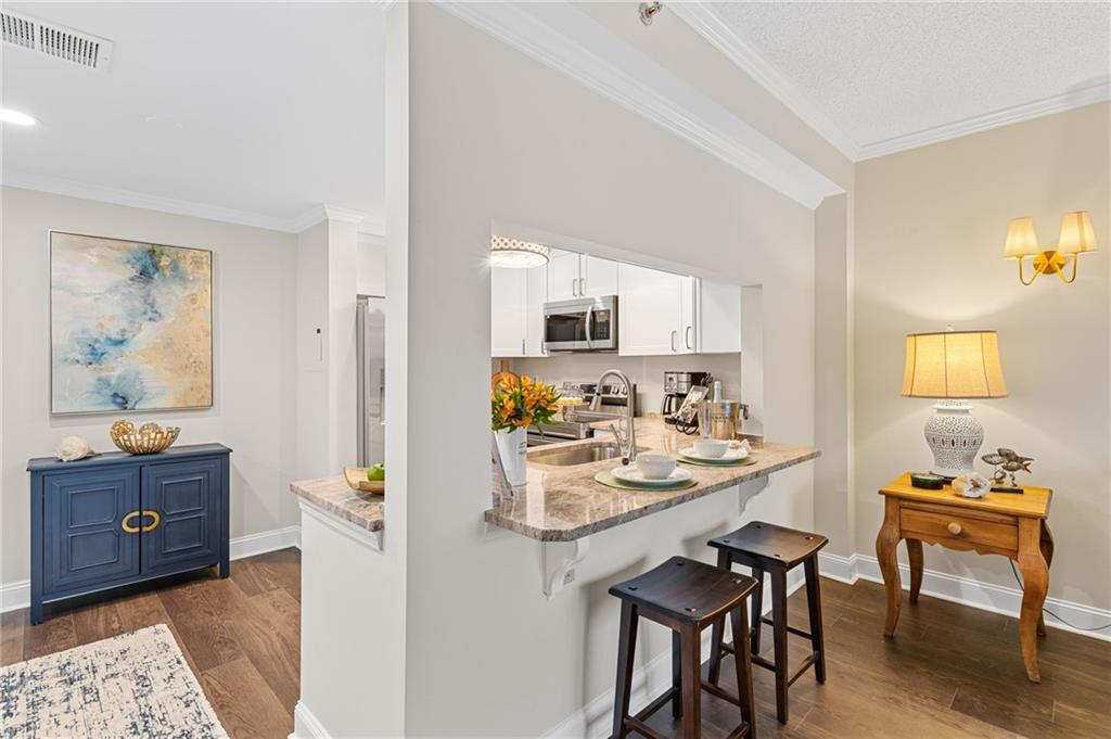 1800 Clairmont Lake Decatur, GA 30033 - Photo 15 of 31 a view of a dining room with furniture