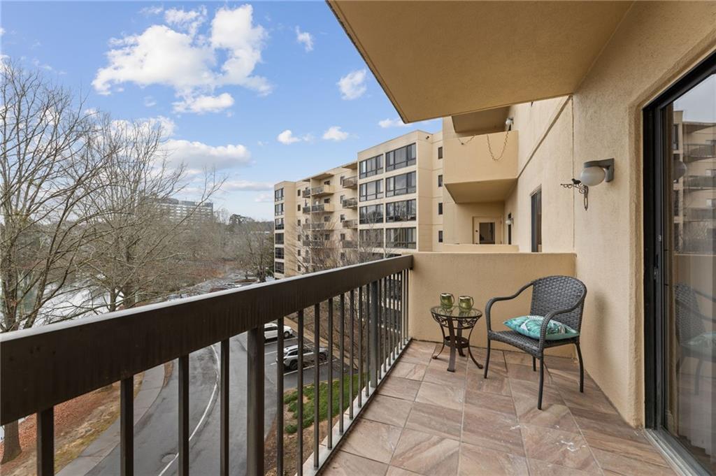 1800 Clairmont Lake Decatur, GA 30033 - Photo 23 of 31