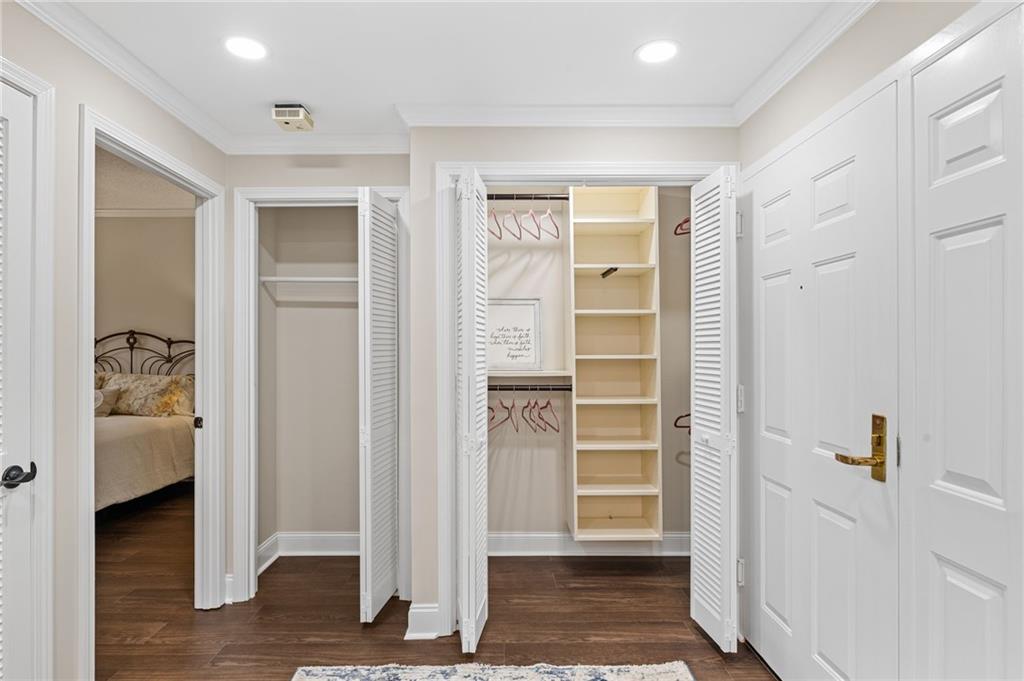 1800 Clairmont Lake Decatur, GA 30033 - Photo 9 of 31 a view of walk in closet with empty racks