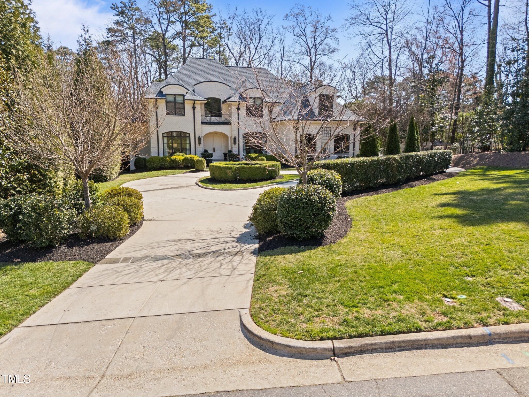 2710 Cambridge Road Raleigh, NC 27608 - Photo 9 of 20 64-web-or-mls-DJI_20250312125326_0709_D