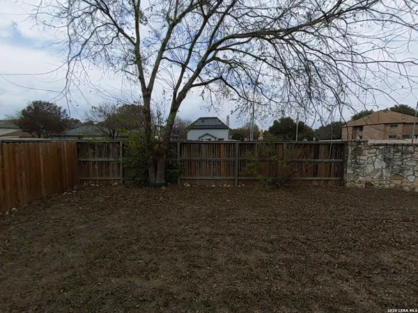 $1,600 | 8503 Shooting Quail, San Antonio, TX 78250