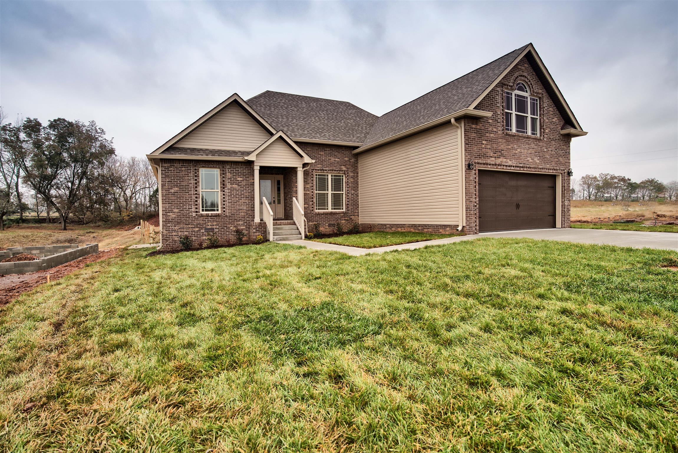 Front  (Sample Photos from lot 91 Griffey Estates)