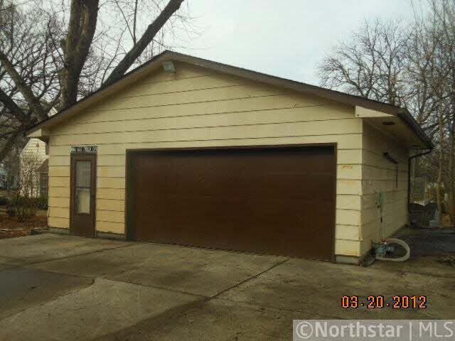 512 Lynn Road Southwest Hutchinson, MN 55350 - Photo 14 of 14 Gallery Image 14