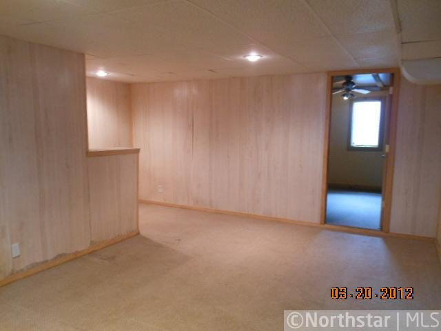512 Lynn Road Southwest Hutchinson, MN 55350 - Photo 5 of 14 Gallery Image 5