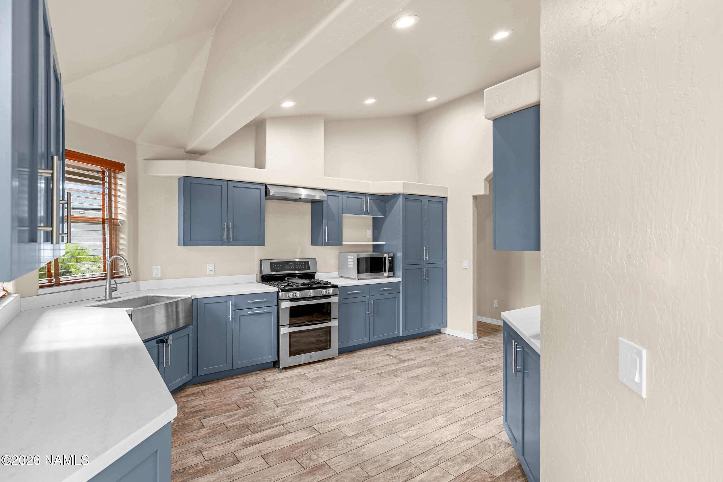 8205 North Reata Road Flagstaff, AZ 86004 - Photo 13 of 45 Kitchen