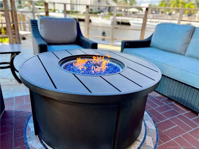 $410,000 | 1950 Southwest Palm City Road, Unit 1207, Stuart, FL 34994