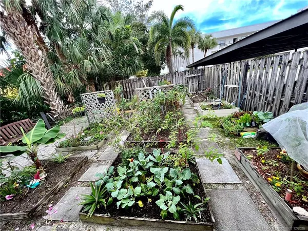 $398,500 | 1950 Southwest Palm City Road, Unit 1207, Stuart, FL 34994