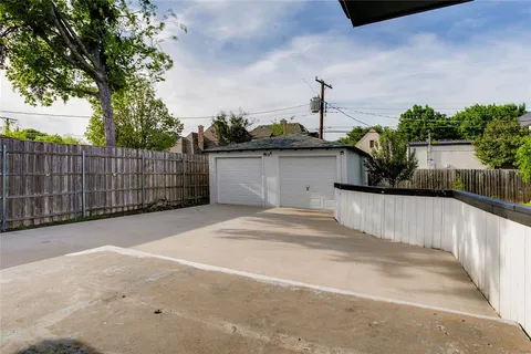 $799,900 | 6207 Royal Lane, Dallas, TX 75230